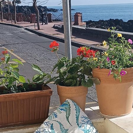 Nice Sicily Little Family Home 阿奇雷亚莱 外观 照片