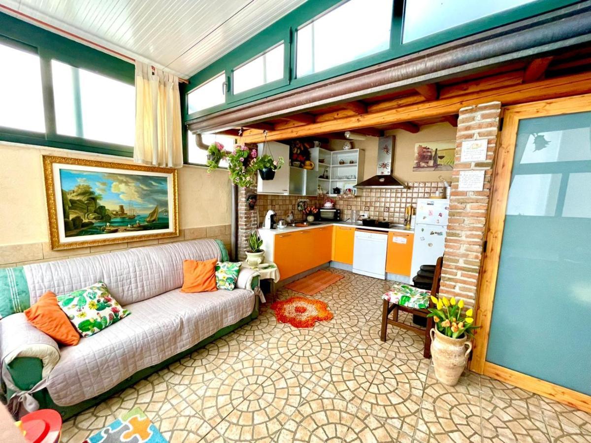 Nice Sicily Little Family Home 阿奇雷亚莱 外观 照片