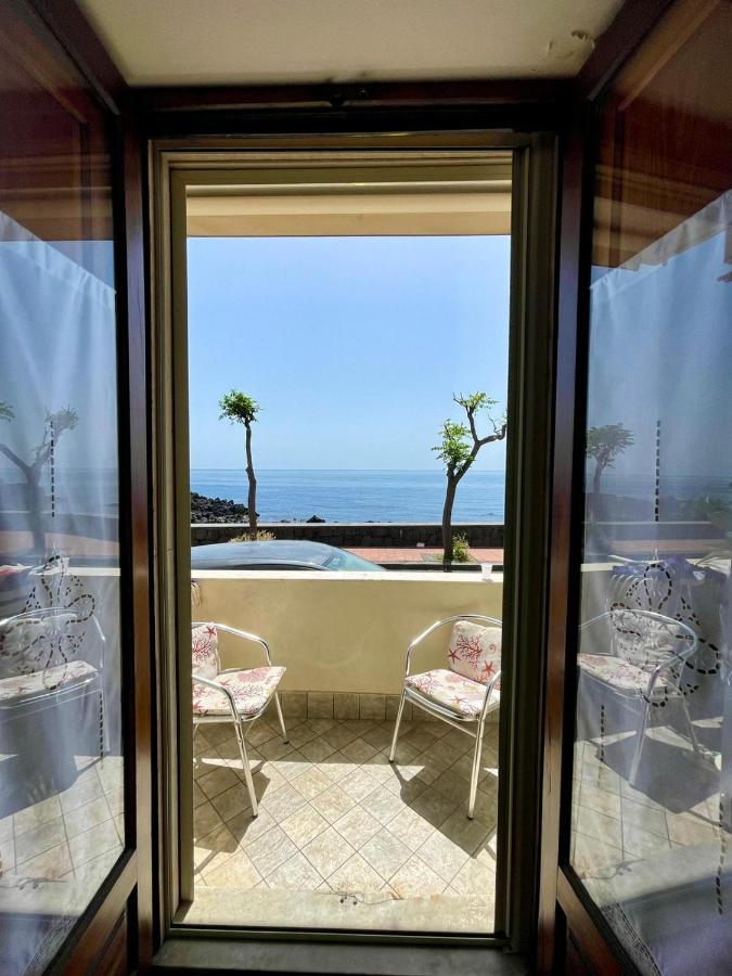 Nice Sicily Little Family Home 阿奇雷亚莱 外观 照片